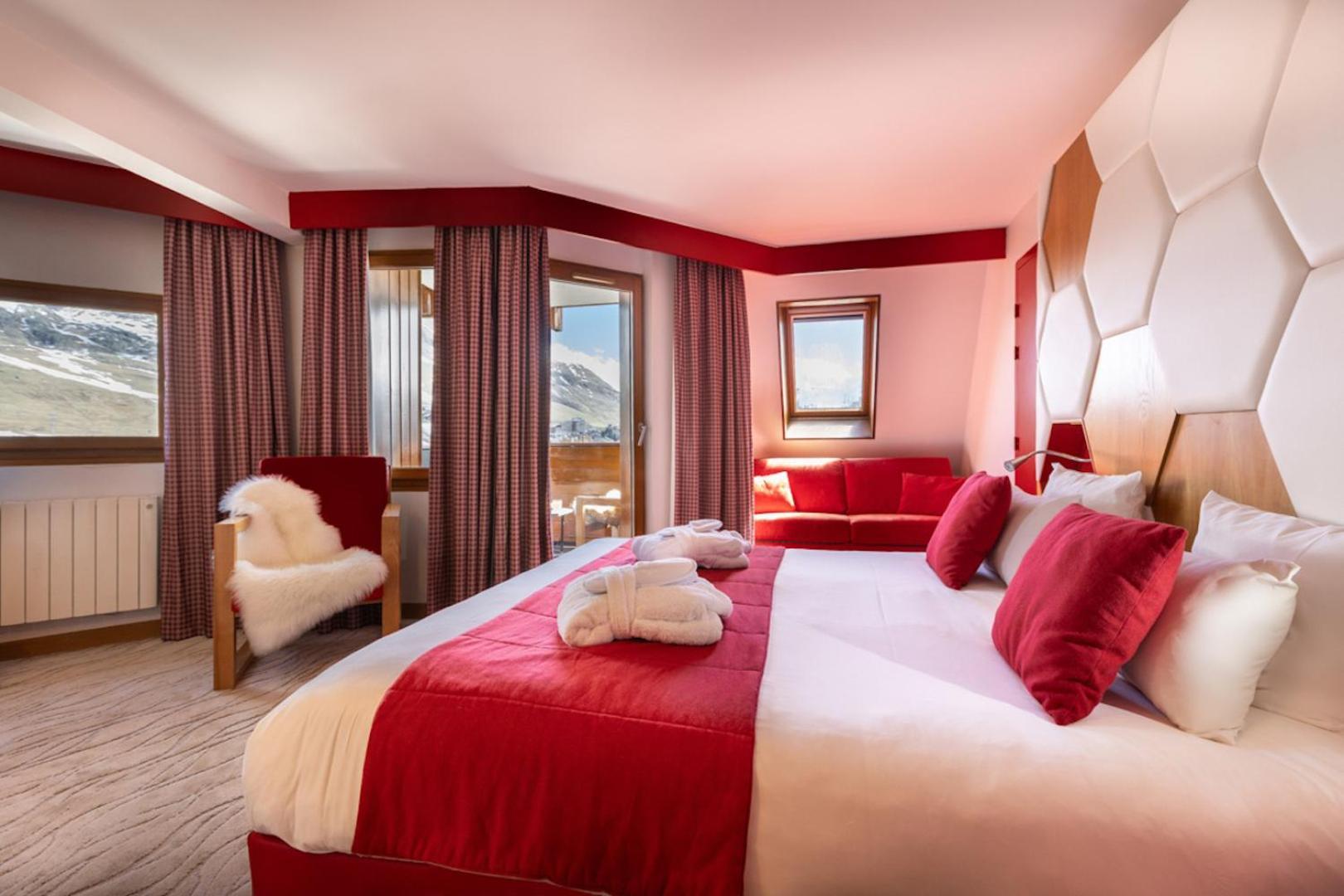 Royal Ours Blanc Boutique Hotel & Spa Alpe d'Huez Exterior photo