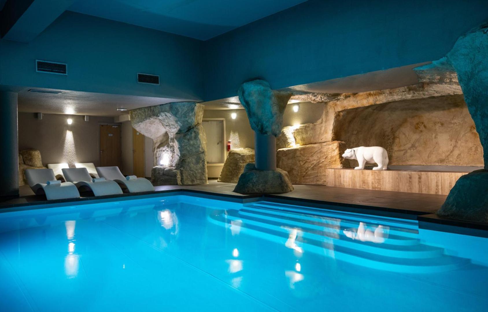 Royal Ours Blanc Boutique Hotel & Spa Alpe d'Huez Exterior photo